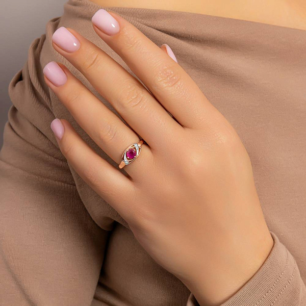 Кольцо из красного золота с рубином и бриллиантами (арт. К011051р) – изображение 2