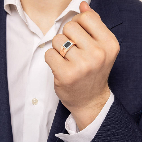 Печатка з червоного золота з оніксом (арт. 180541кбо) – зображення 3