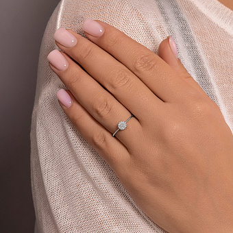 Фото Золотое кольцо с бриллиантами (арт. К341358010б)