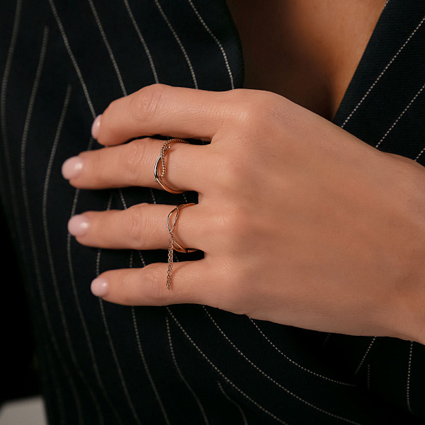 Золотое кольцо с цепочкой (арт. 140038) – изображение 4