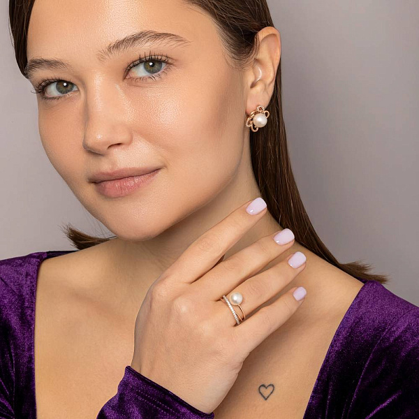 Золотые серьги с жемчугом и фианитами (арт. 104072) – изображение 3