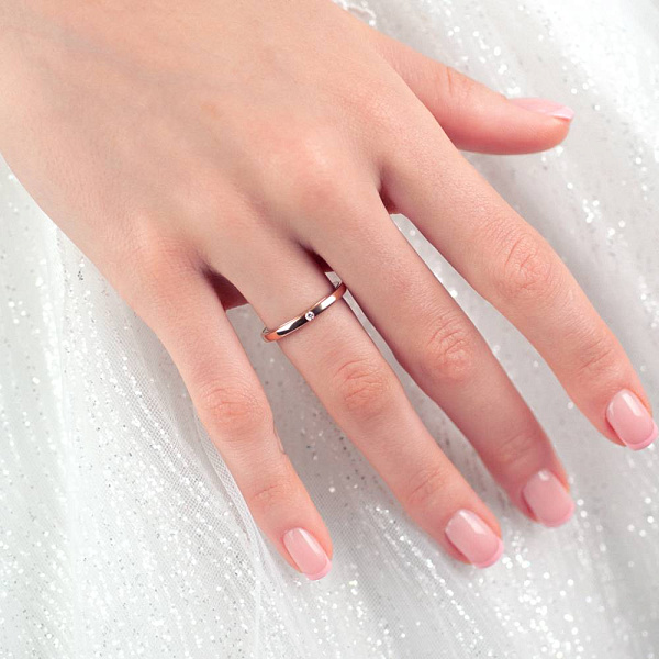 Обручальное кольцо из золота с бриллиантом (арт. К239210кб) – изображение 3