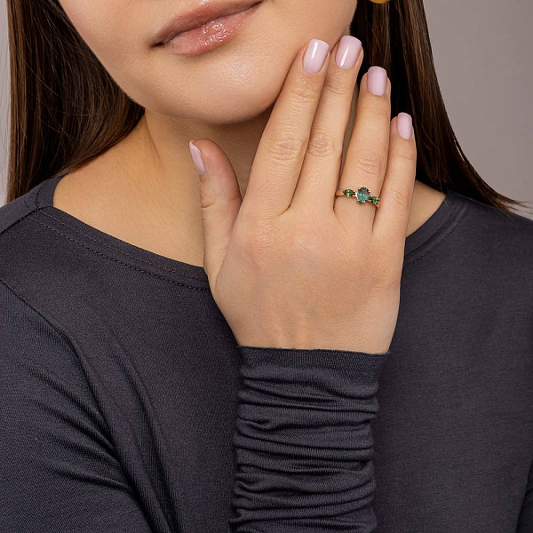 Золота каблучка з зеленим кварцом (арт. 141363Пз) – зображення 3