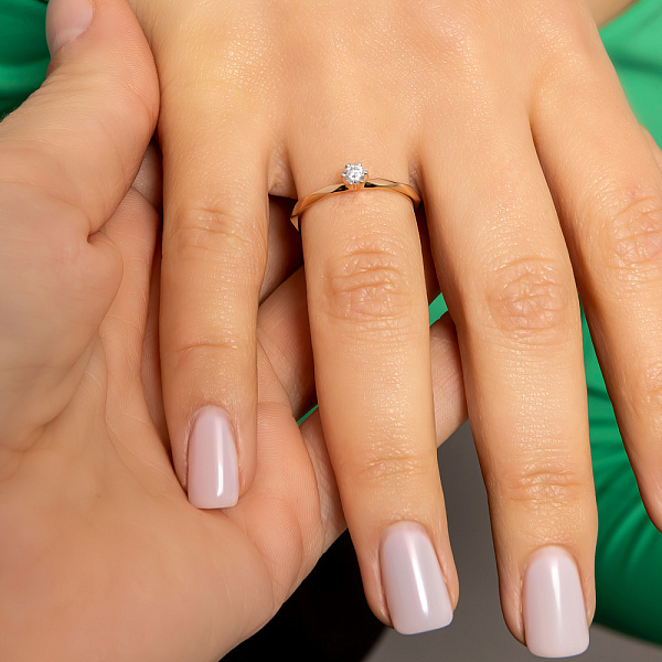 Золотое помолвочное кольцо с бриллиантом (арт. 1107151201) – изображение 4