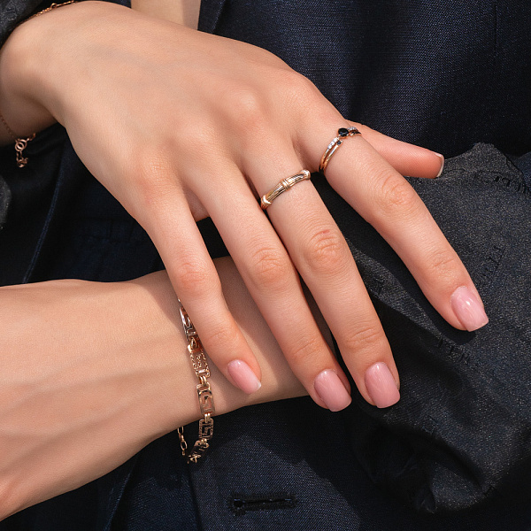 Золота каблучка з фіанітами (арт. 140761ч) – зображення 2