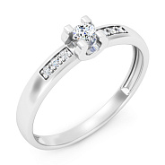 Фото Золотое кольцо с бриллиантами (арт. К011393015б)