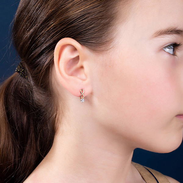 Золотые серьги «Бесконечность» с фианитом (арт. 110564) – изображение 2