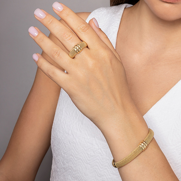 Жесткий браслет из желтого золота (арт. 3261322ж) – изображение 3