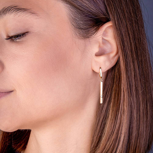 Длинные золотые сережки с фианитами (арт. 108368) – изображение 2