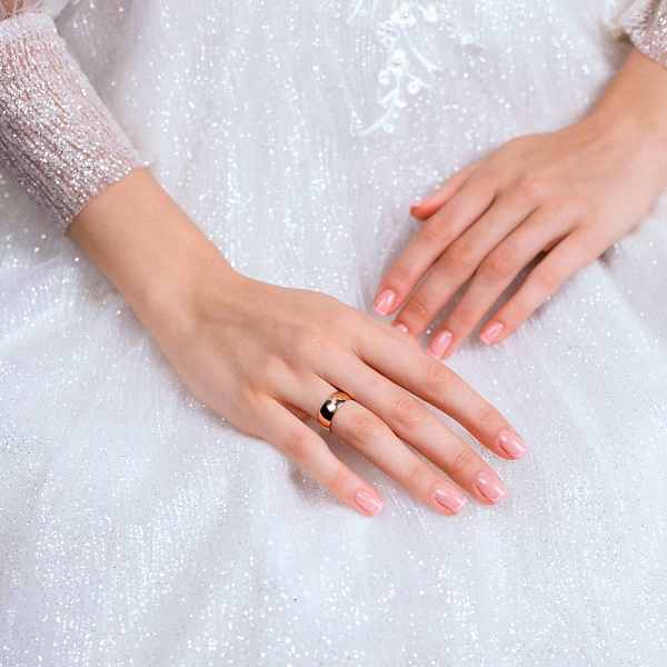 Широкое обручальное кольцо золотое с бриллиантом (арт. К239044) – изображение 3