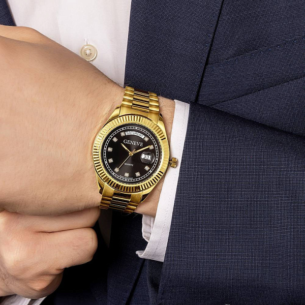 Золотые кварцевые часы с фианитами (арт. 260250жч) – изображение 3