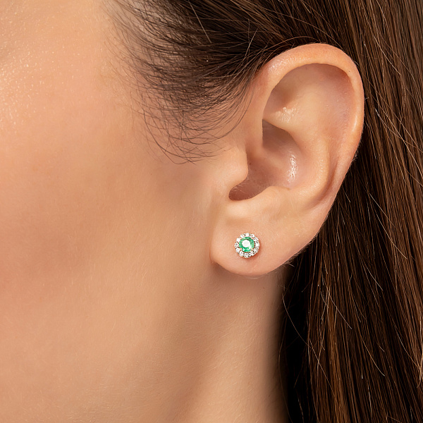 Золотые серьги-пусеты с изумрудом и бриллиантами (арт. Т011635и) – изображение 2