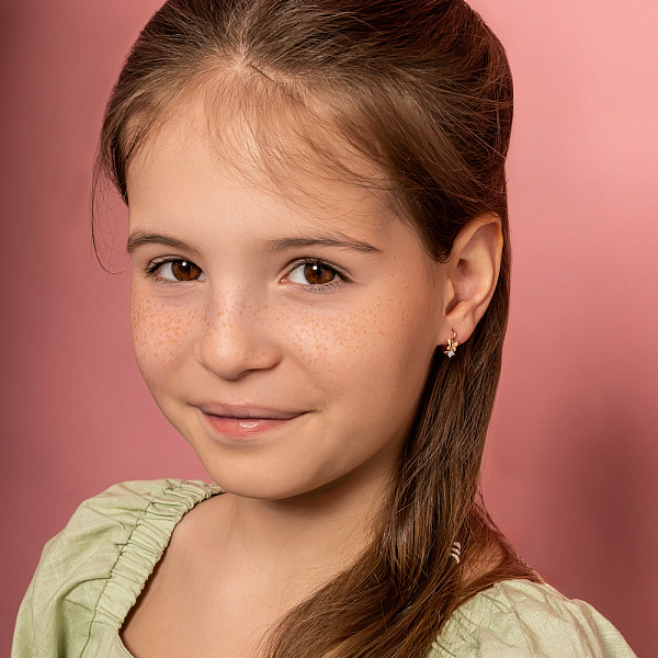 Золотые серьги «Бабочки» с фианитами для детей (арт. 110639) – изображение 3