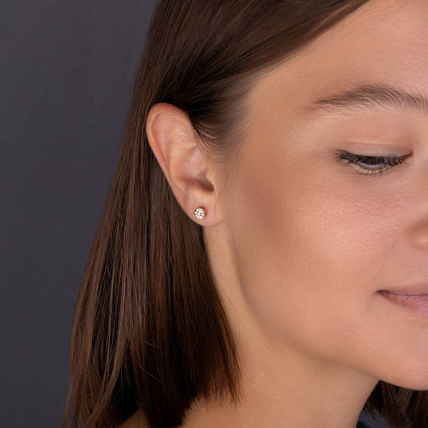 Сережки-пусети з червоного золота з діамантами (арт. Т011284010) – зображення 2