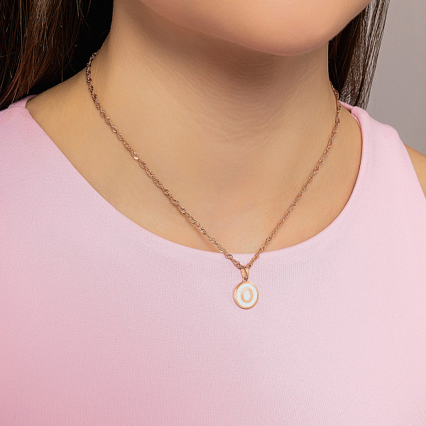 Кулон из красного золота с эмалью Буква О (арт. 440987еп) – изображение 2