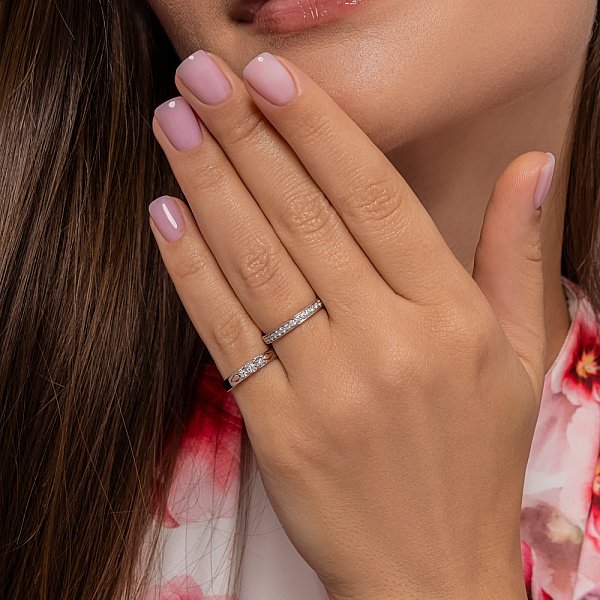 Золотое кольцо с бриллиантами (арт. К011027бк) – изображение 3