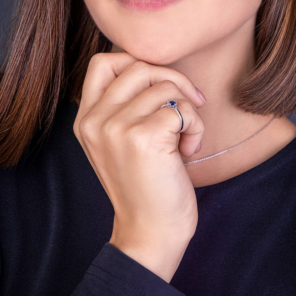 Кольцо из белого золота с фианитами (арт. 153254бс) – изображение 4