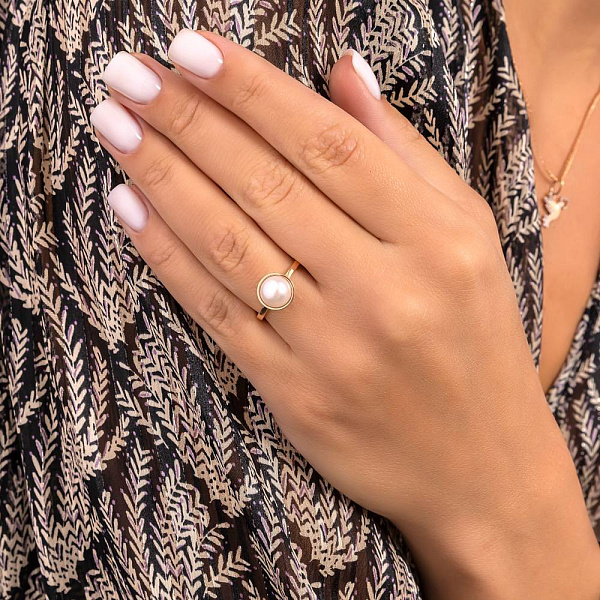 Золотое кольцо с жемчугом (арт. 141099) – изображение 2