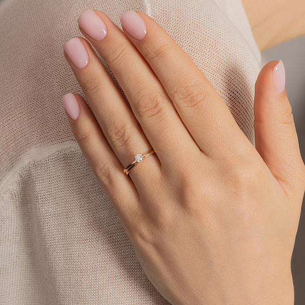 Каблучка для заручин з червоного золота з діамантом (арт. К011247005) – зображення 2