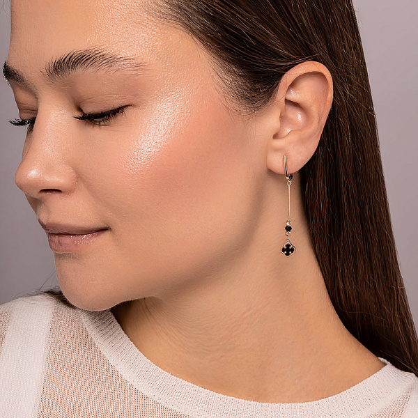 Длинные серьги из красного золота с ониксом (арт. 1101199о) – изображение 4