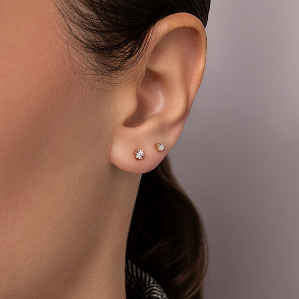 Золотые серьги-пусеты с бриллиантами (арт. Т011019010) – изображение 4