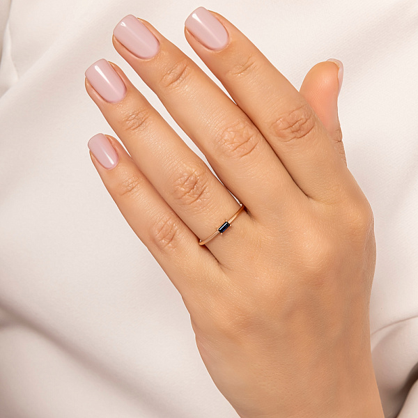 Каблучка з червоного золота з сапфіром (арт. К011346с) – зображення 2