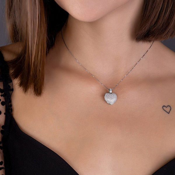 Золотой кулон Сердечко с бриллиантами (арт. П28133080б) – изображение 2