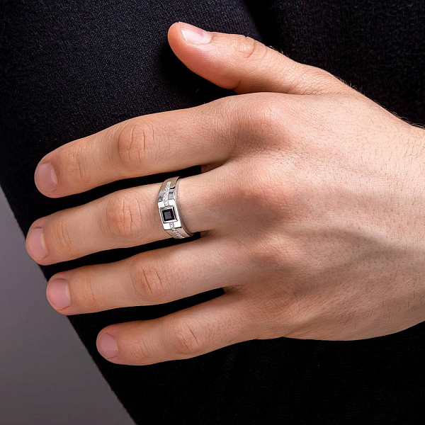 Печатка з білого золота з діамантами і сапфіром (арт. К341536015бс) – зображення 2