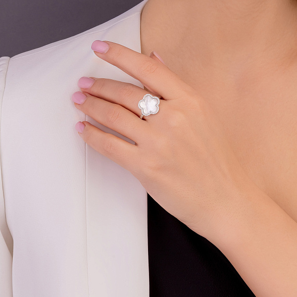 Серебряное кольцо с перламутром и фианитами (арт. 7501/6532/15п) – изображение 2