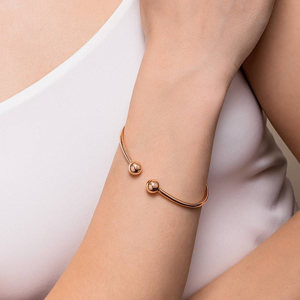 Жесткий браслет из красного золота (арт. 340047) – изображение 2