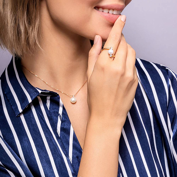 Кольцо золотое с жемчугом и фианитами  (арт. 151306прлб) – изображение 5