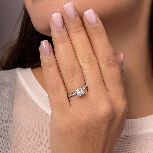 Золота каблучка з фіанітами (арт. 1401145) – зображення 2