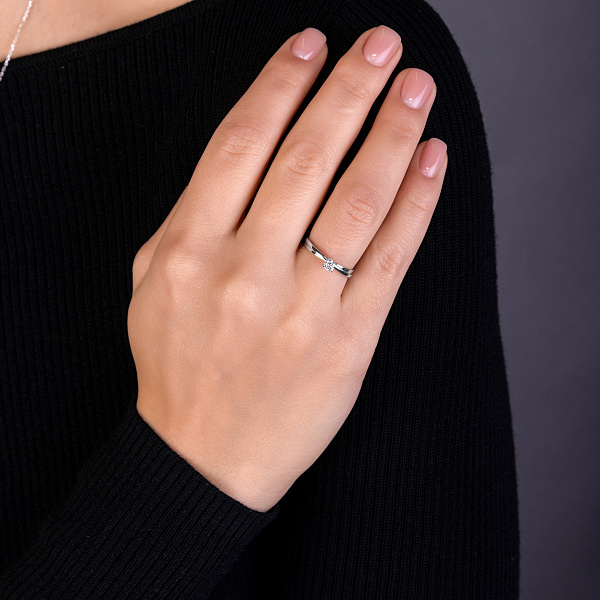 Кольцо для помолвки из белого золота с бриллиантом (арт. К011330015б) – изображение 3