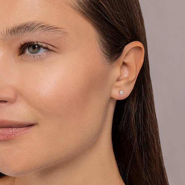 Золотые пусеты с бриллиантами (арт. Т011166010) – изображение 3