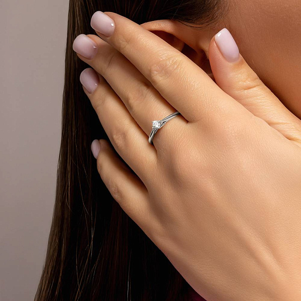 Каблучка з білого золота з діамантом (арт. К011331015б) – зображення 2