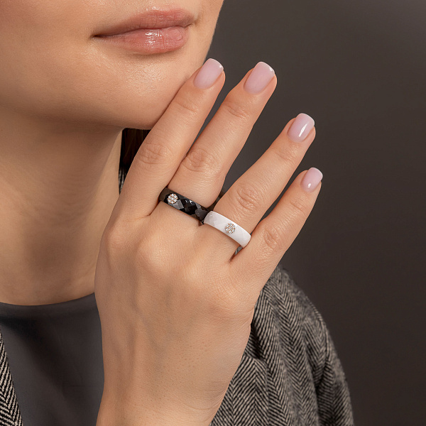 Каблучка з золота та чорної кераміки з діамантами (арт. К011229005кча) – зображення 3