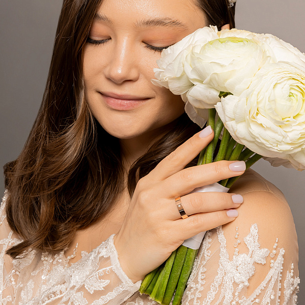 Золота обручка - комфорт з діамантом (арт. К239180) – зображення 4