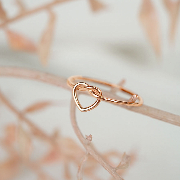 Золотое кольцо "Сердце" (арт. 140844) – изображение 2