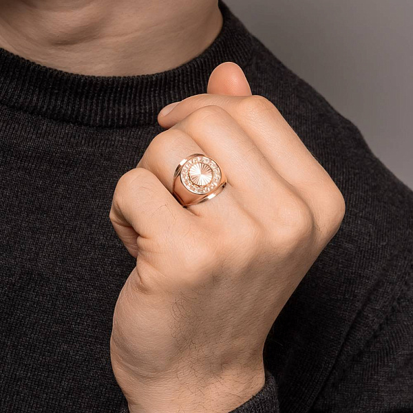 Золотая печатка с греческим орнаментом (арт. 180553) – изображение 2