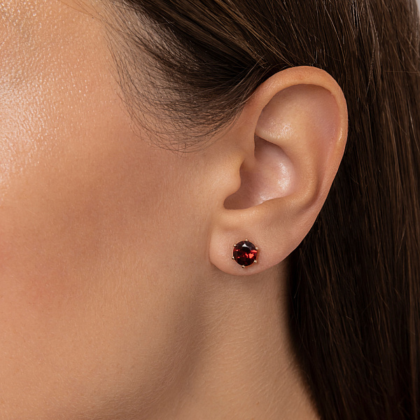 Золоті сережки пусети з гранатом (арт. 110341Пк) – зображення 3