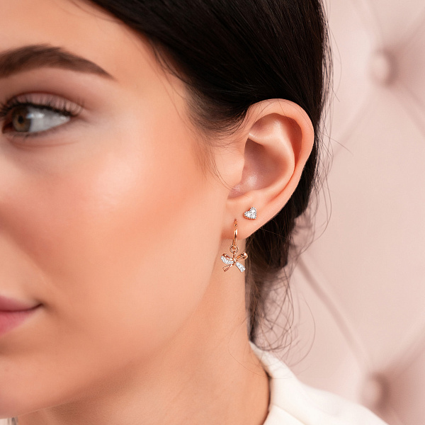 Золотые серьги Бантики с фианитами (арт. 111310) – изображение 3