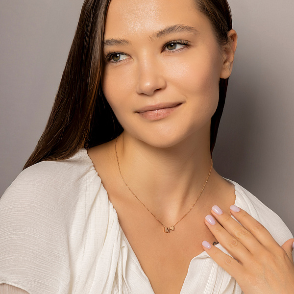 Золотое колье Буква М (арт. 360217) – изображение 6