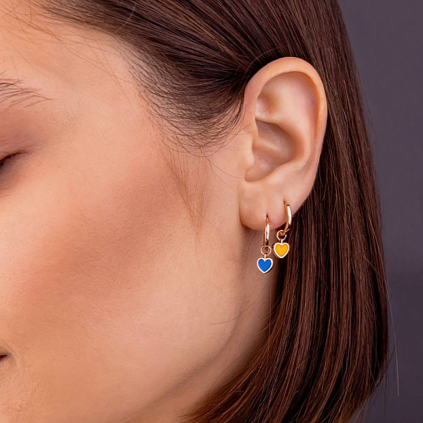 Золотые серьги Сердечки двусторонние с эмалью (арт. 110033есж) – изображение 2