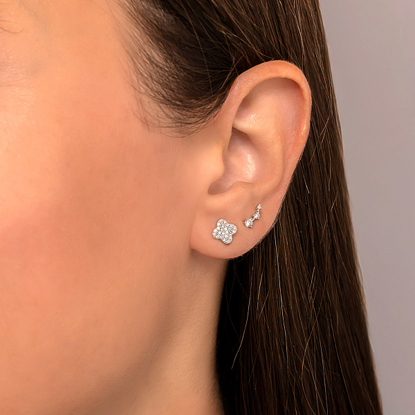 Серьги-пусеты из белого золота с россыпью бриллиантов (арт. Т011509020б) – изображение 3