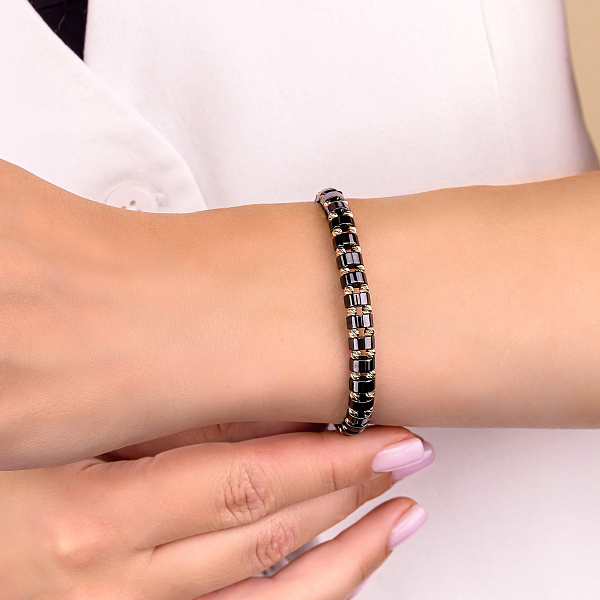 Браслет з шовкової нитки з золотими вставками і гематитом (арт. 326892гмтуа) – зображення 2