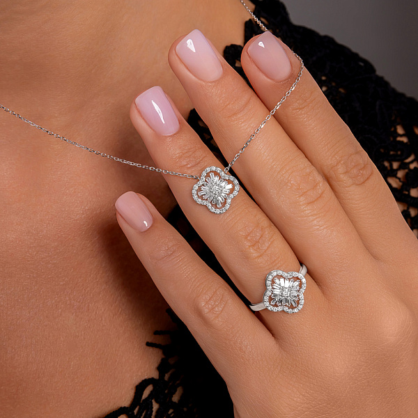 Золотое кольцо с бриллиантами (арт. К011497040б) – изображение 4