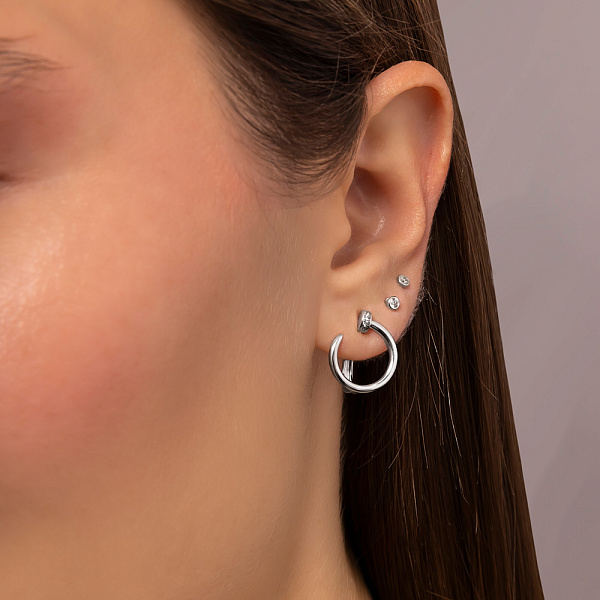 Серьги Гвоздь из белого золота с фианитами (арт. 111175б) – изображение 2