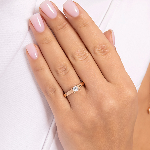 Каблучка з червоного золота з одним діамантом (арт. К011311020) – зображення 2