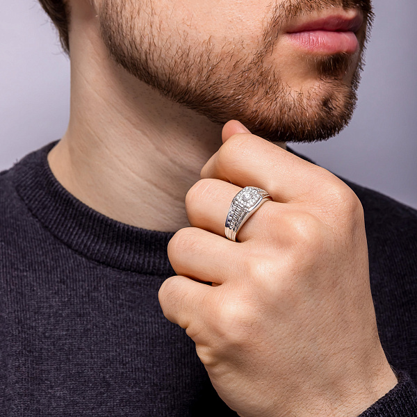 Печатка з білого золота з діамантами (арт. К341425040б) – зображення 2