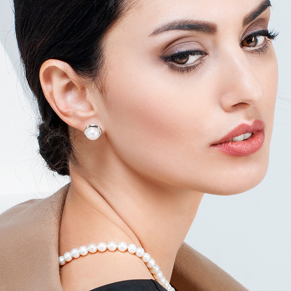 Золотые серьги пусеты с жемчугом (арт. 101773бпрлб) – изображение 2